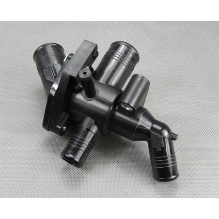 OBUDOWA TERMOSTATU (Z TERMOSTATEM) 2.4 DIESEL / FORD TRANSIT MK6 2000-2006
