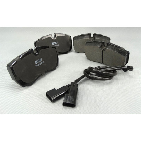 KLOCKI HAMULCOWE TYLNE /...