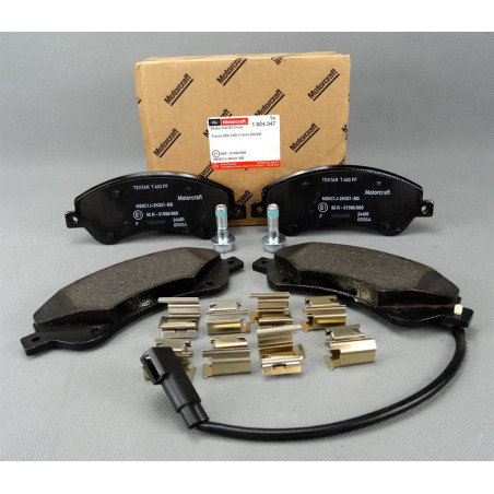 KLOCKI HAMULCOWE PRZÓD...