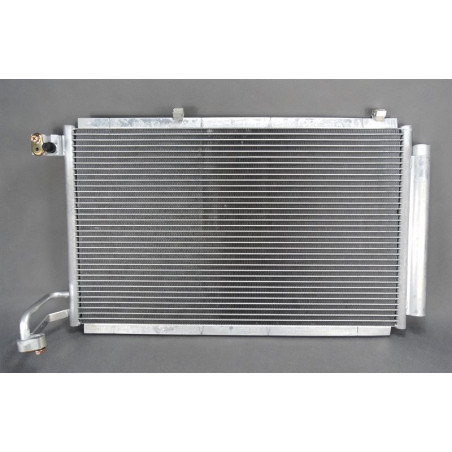 CHŁODNICA KLIMATYZACJI /...