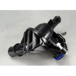OBUDOWA TERMOSTATU Z CZUJNIKIEM 2.0 TDCI ECOBLUE / FORD TRANSIT MK8 2014-