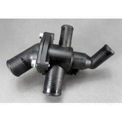 OBUDOWA TERMOSTATU (Z TERMOSTATEM) 2.4 DIESEL / FORD TRANSIT MK6 2000-2006 ORYGINAŁ
