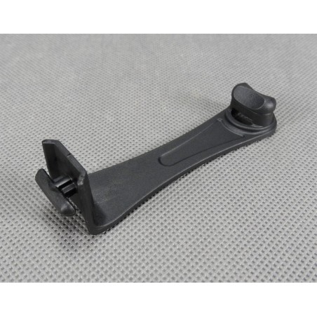 UCHWYT MOCOWANIE DYWANIKA FUSION FIESTA 01-08,FIESTA 2008-2012, FOCUS 04-, FOCUS C-MAX 03-15, MONDEO MK4, SMAX 06-